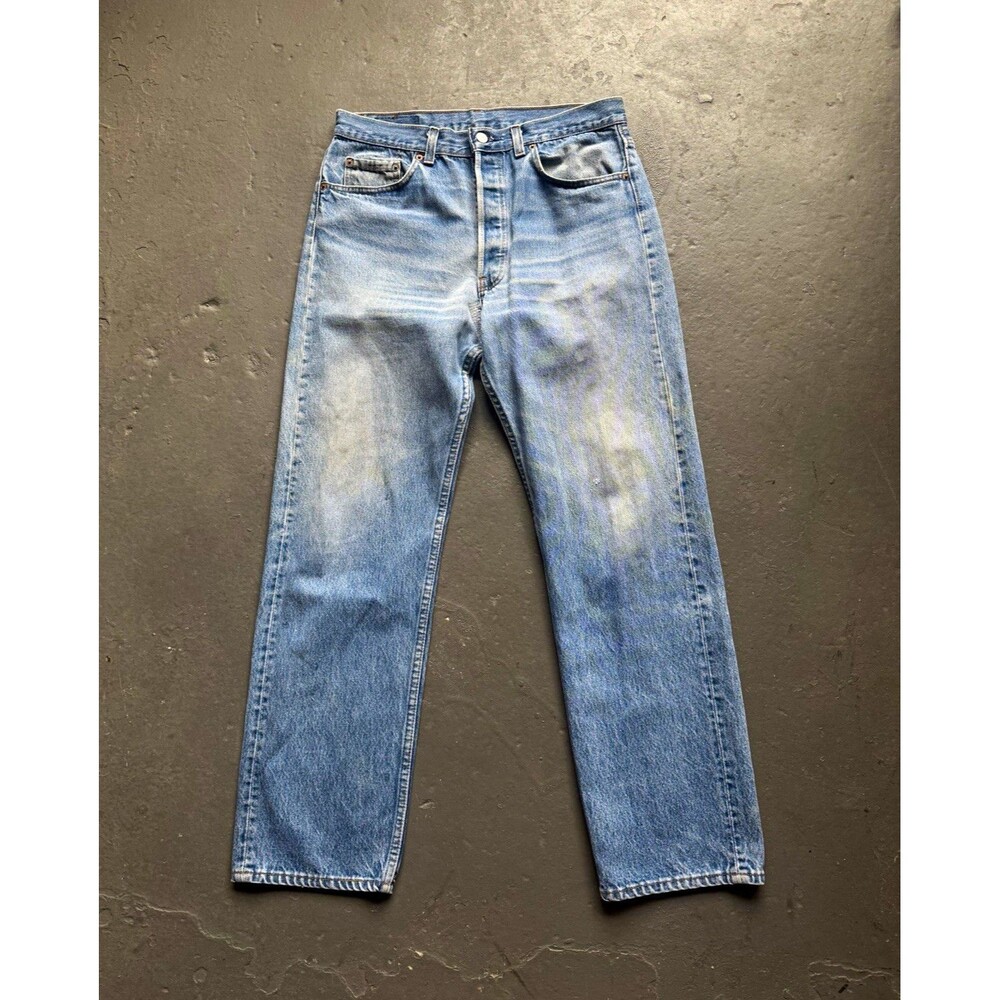 Vintage 90s Levi’s 501xx Made in USA Denim Jeans (31x29)